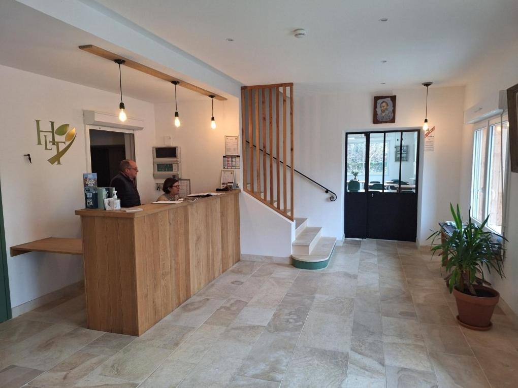 Logis Hotel Les Tilleuls Bruere-Allichamps Luaran gambar
